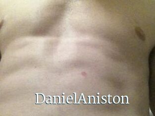Daniel_Aniston