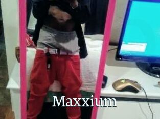 Maxxium