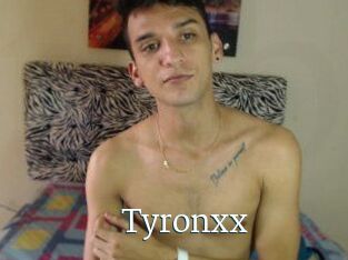 Tyronxx